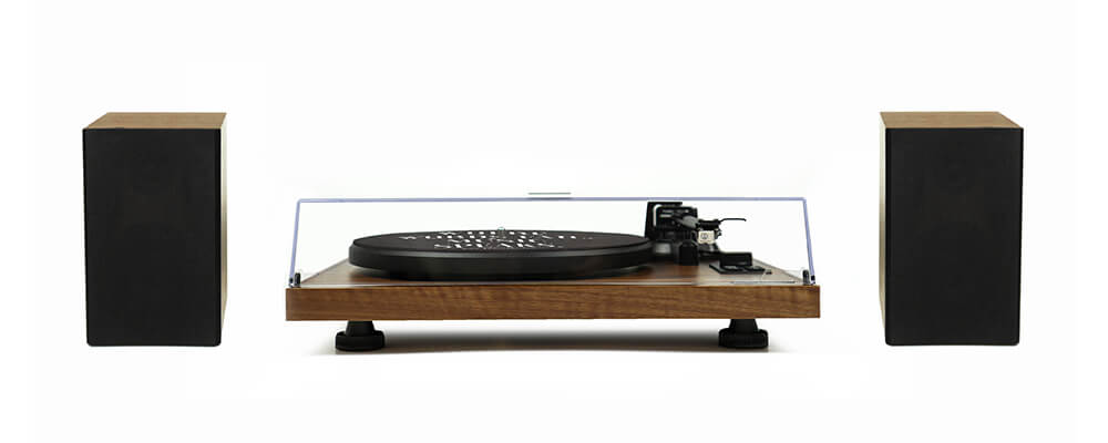 Gadhouse Henry Hi-Fi Turntable with Bookshelf Speakers