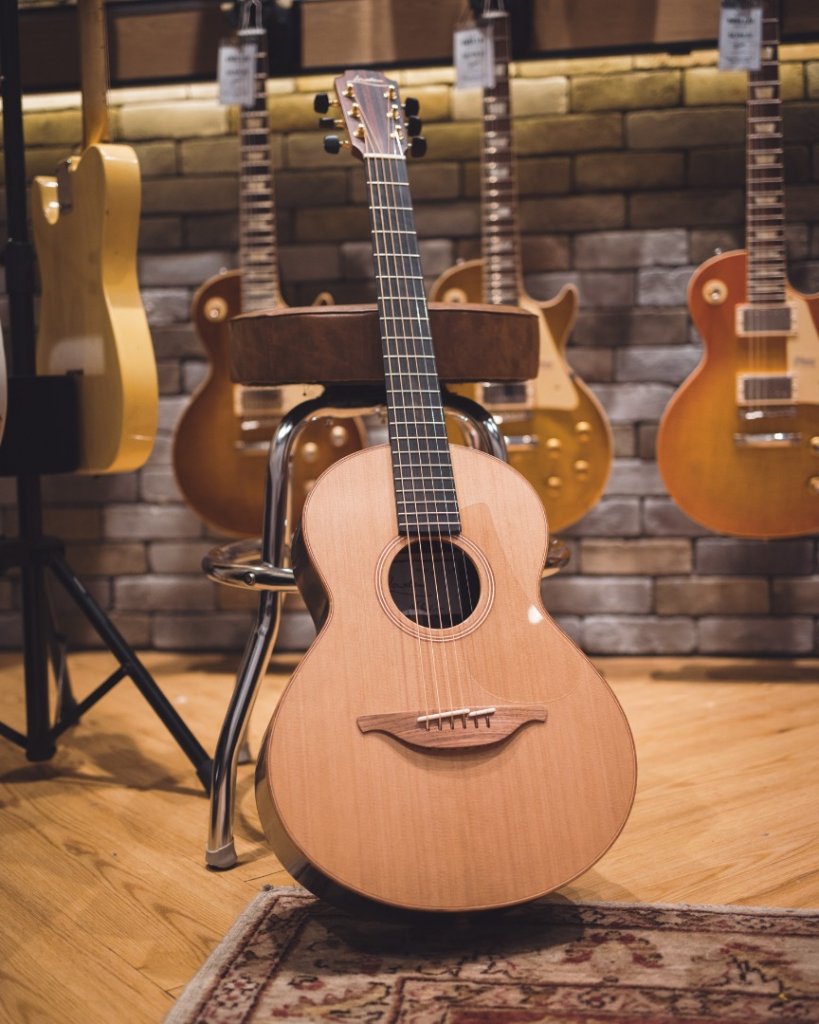Lowden Guitars arrives at Swee Lee